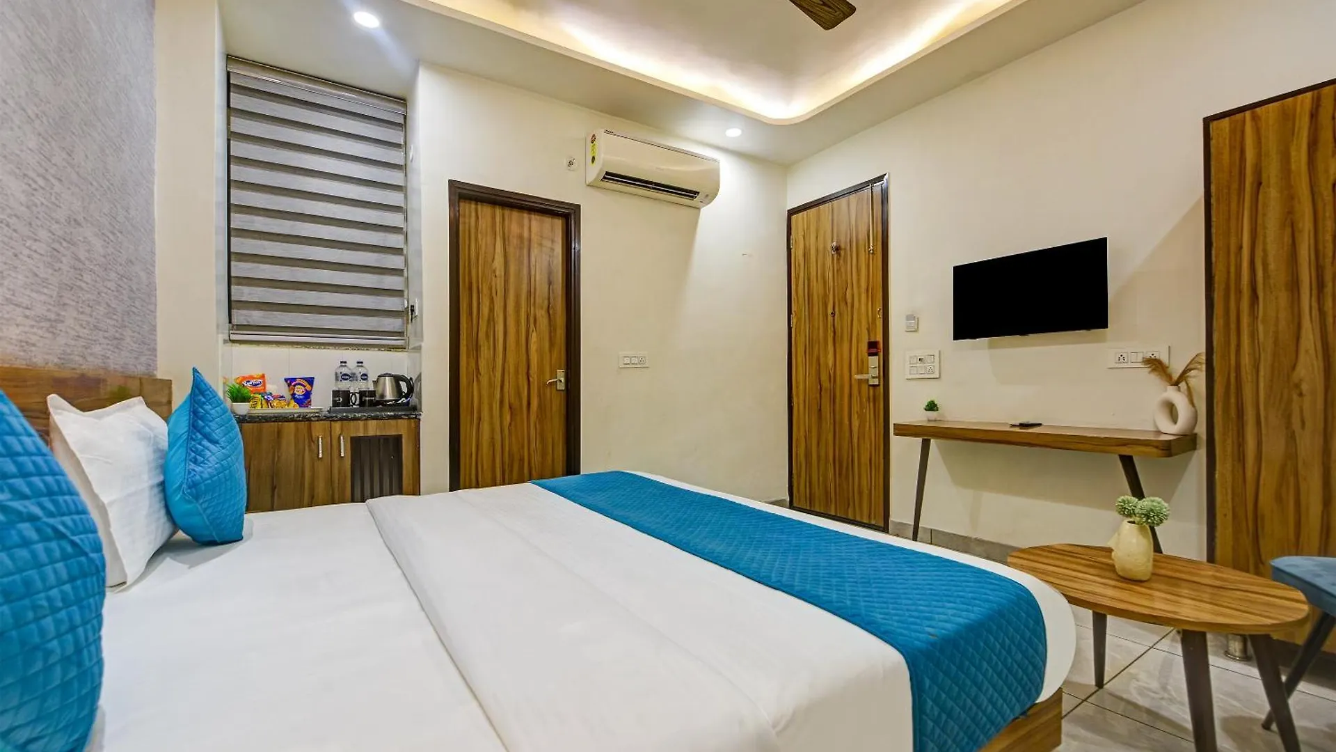 *** Hotel Gallivanto Inn Delhi  India